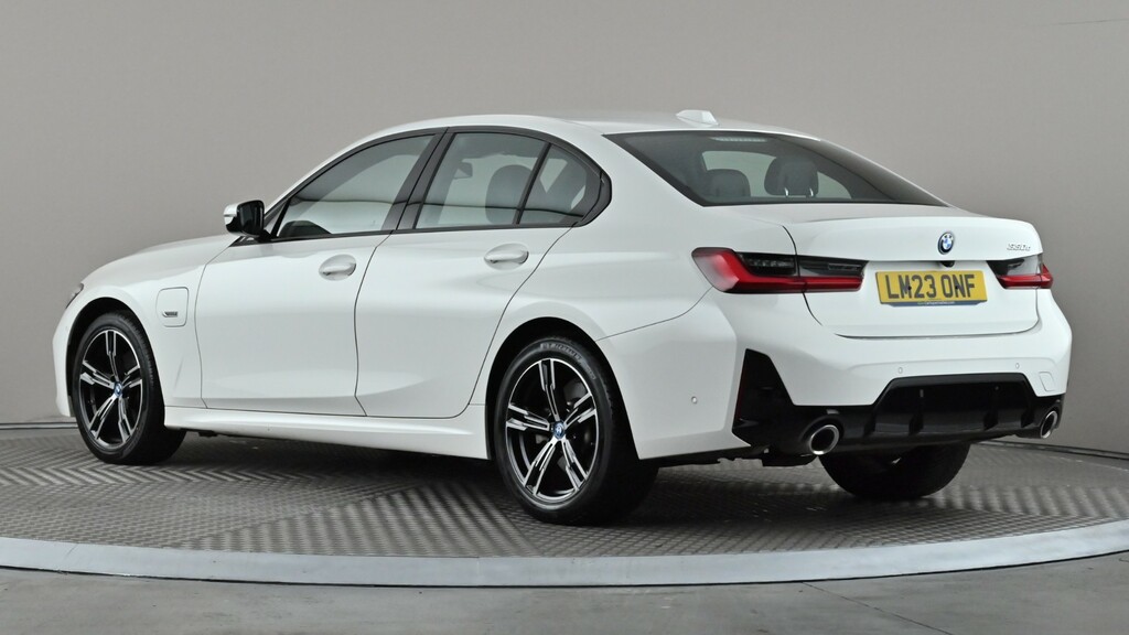 BMW 3 Series 330E M Sport Step White #4