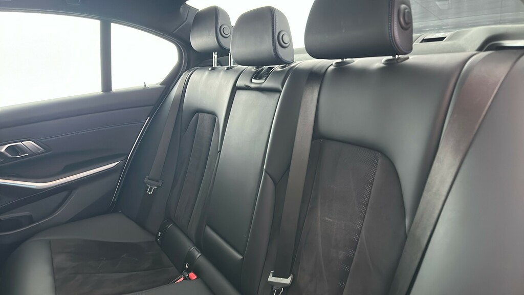 BMW 3 Series Saloon Grey #18