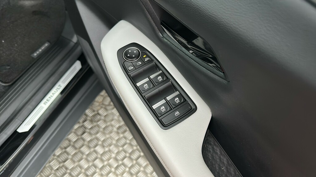 Renault Scenic Renault Scenic E-tech 160Kw Techno 87Kwh Long Rang Black #32