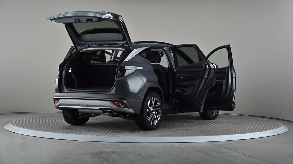 Hyundai Tucson Black Line White #12