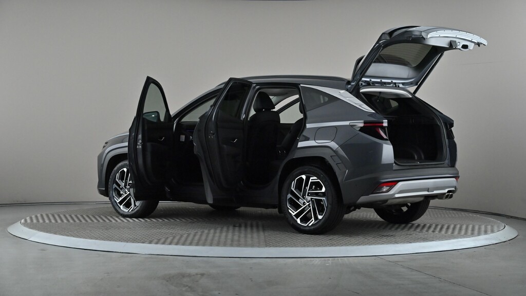 Hyundai Tucson Black Line White #10