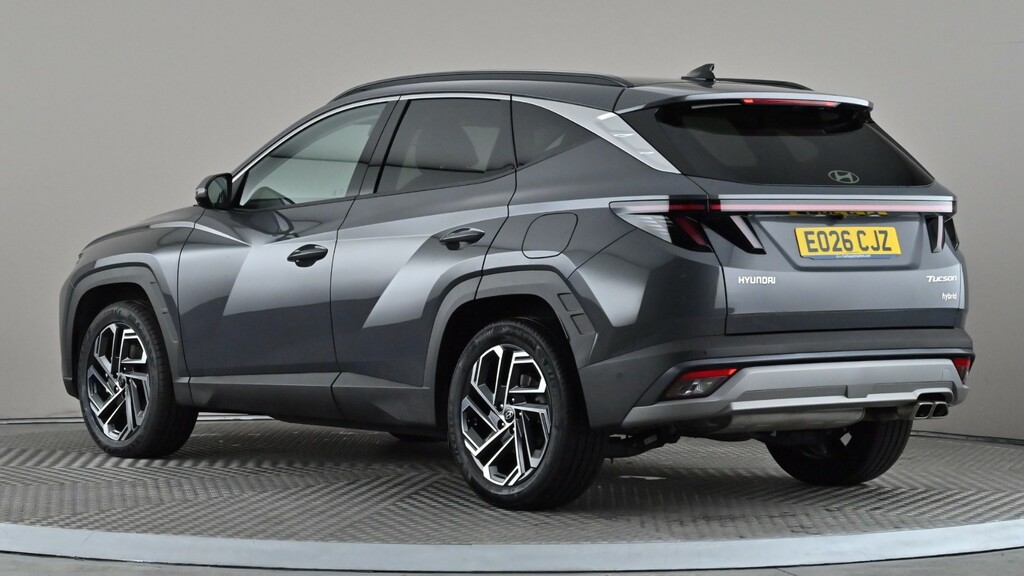 Hyundai Tucson Black Line White #4