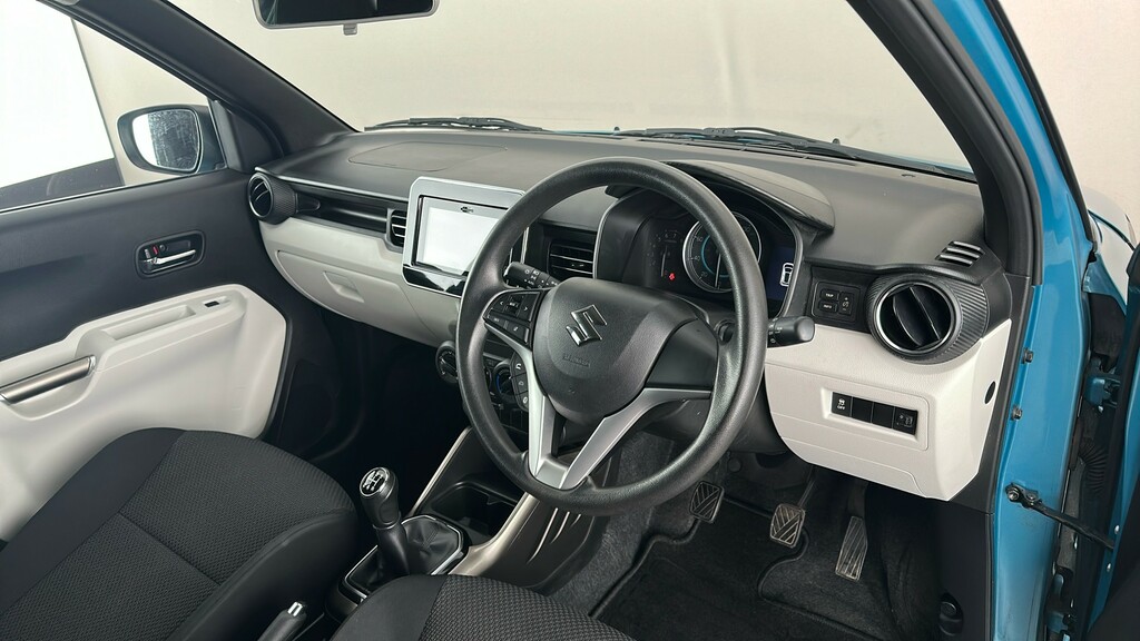 Suzuki Ignis 1.2L Sz-t Dualjet 89 Bhp White #29