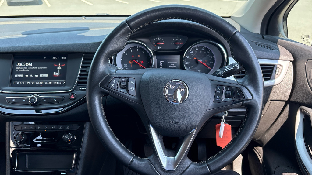 Vauxhall Astra 1.2 Turbo 145 Sri Hatchback  #9