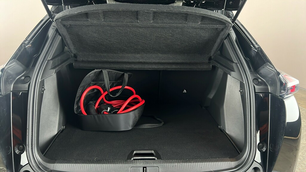 Peugeot e-2008 100Kw Active Premium 50Kwh LJ23AAH Black #23