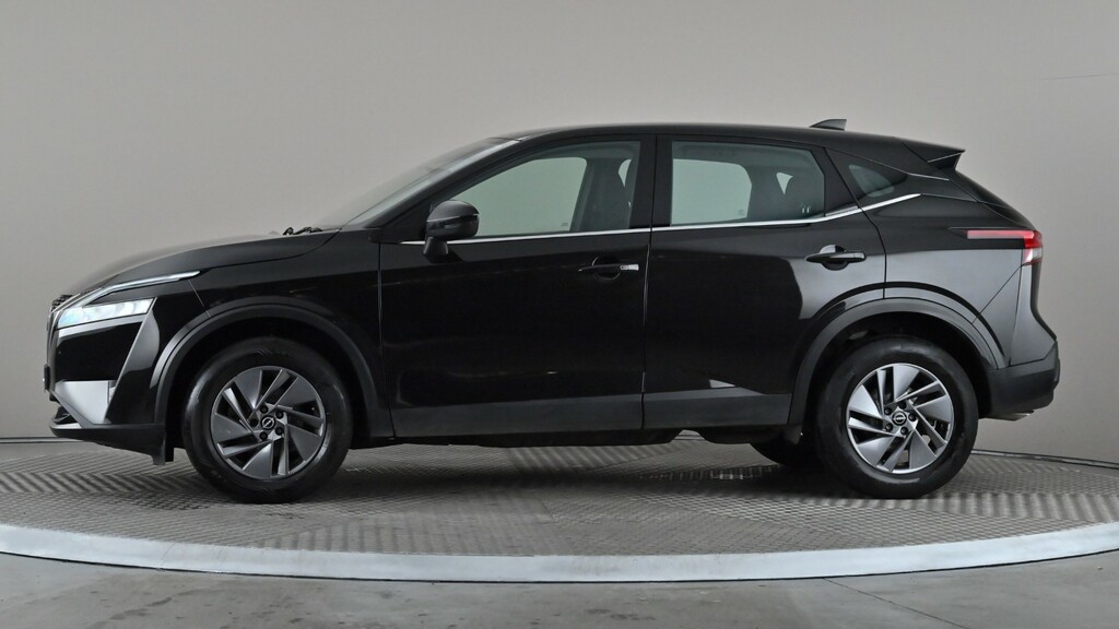 Nissan Qashqai 1.3 Dig-t Mh Acenta Premium Black #3