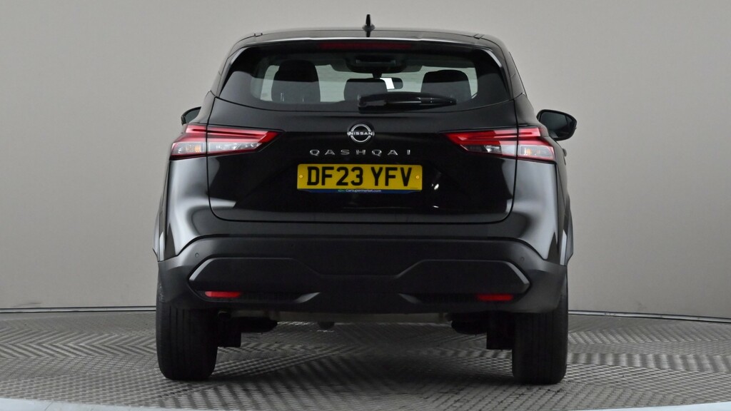Nissan Qashqai 1.3 Dig-t Mh Acenta Premium Black #5