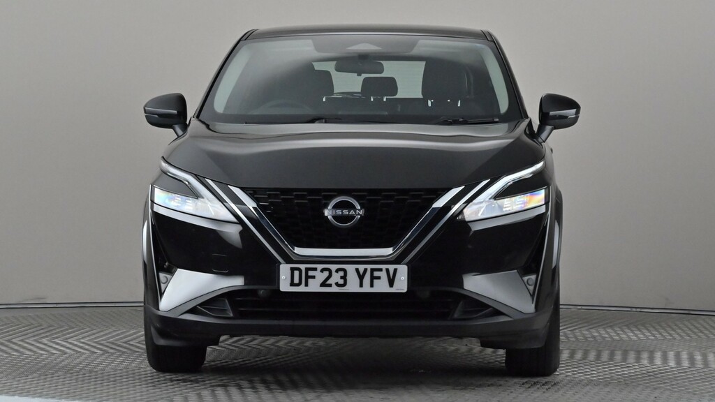 Nissan Qashqai 1.3 Dig-t Mh Acenta Premium Black #2