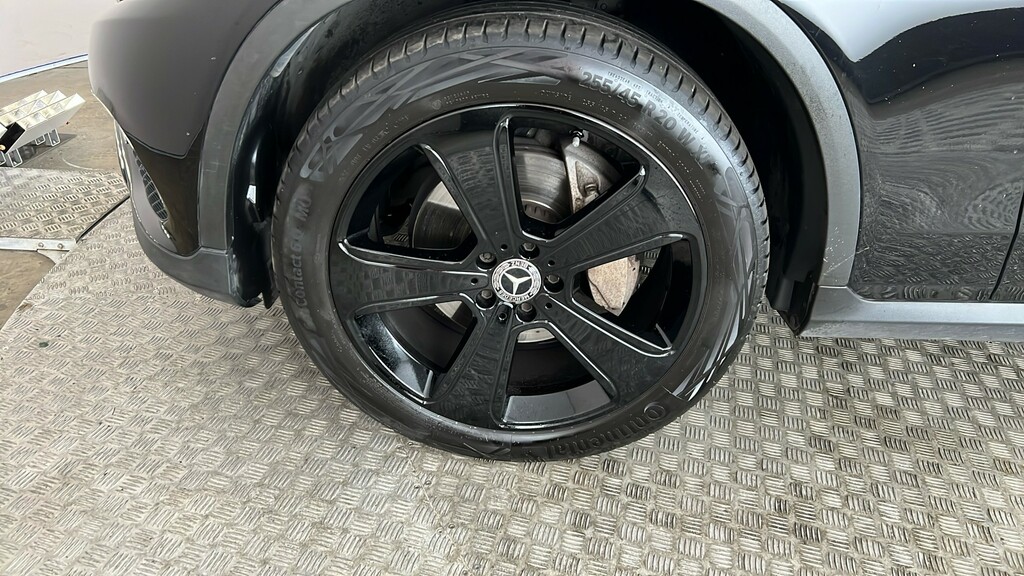 Mercedes-Benz GLC Class Glc 220D 4Matic Amg Black #19