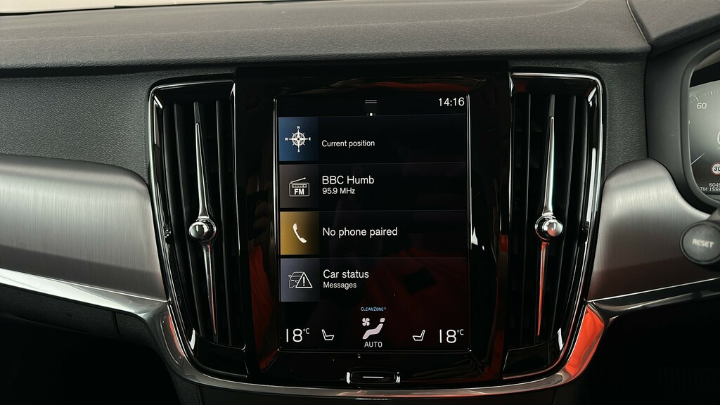 Volvo V90 V90 Momentum D4 White #16