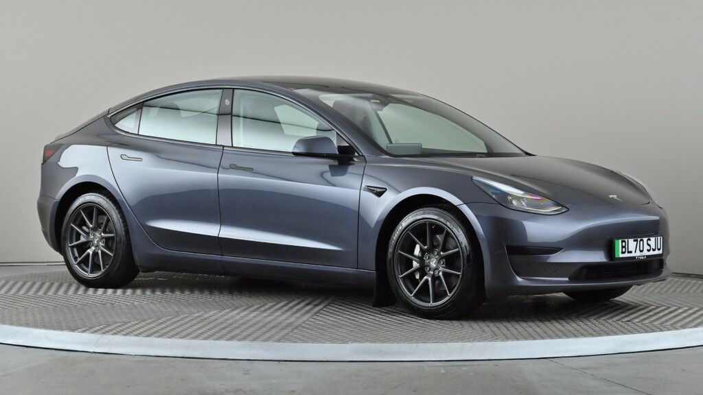 Tesla Model 3 Standard Plus Grey