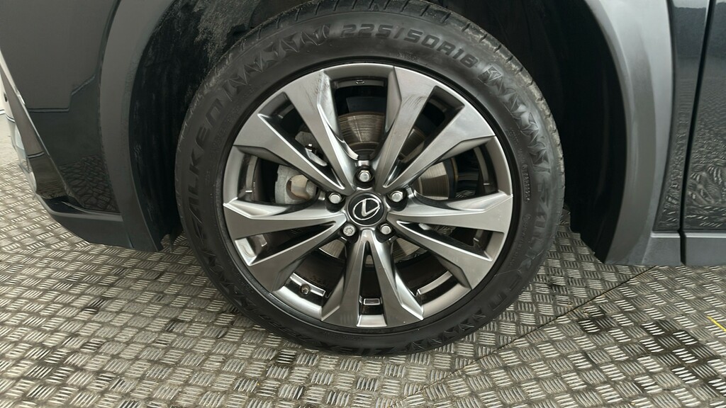 Lexus UX 2.0 250H Premium Plus E-cvt Euro 6 Ss Silver #19