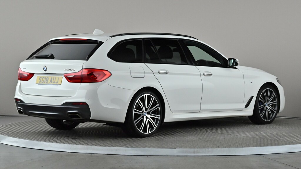 BMW 5 Series 530D Xdrive M Sport White #6