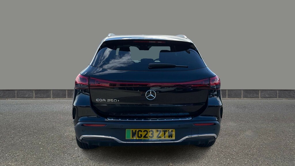 Mercedes-Benz EQA Eqa 250 140Kw Amg Line 70.5Kwh Black #5