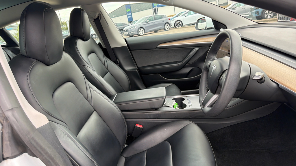 Tesla Model 3 Saloon Rwd 241 Bhp White #28