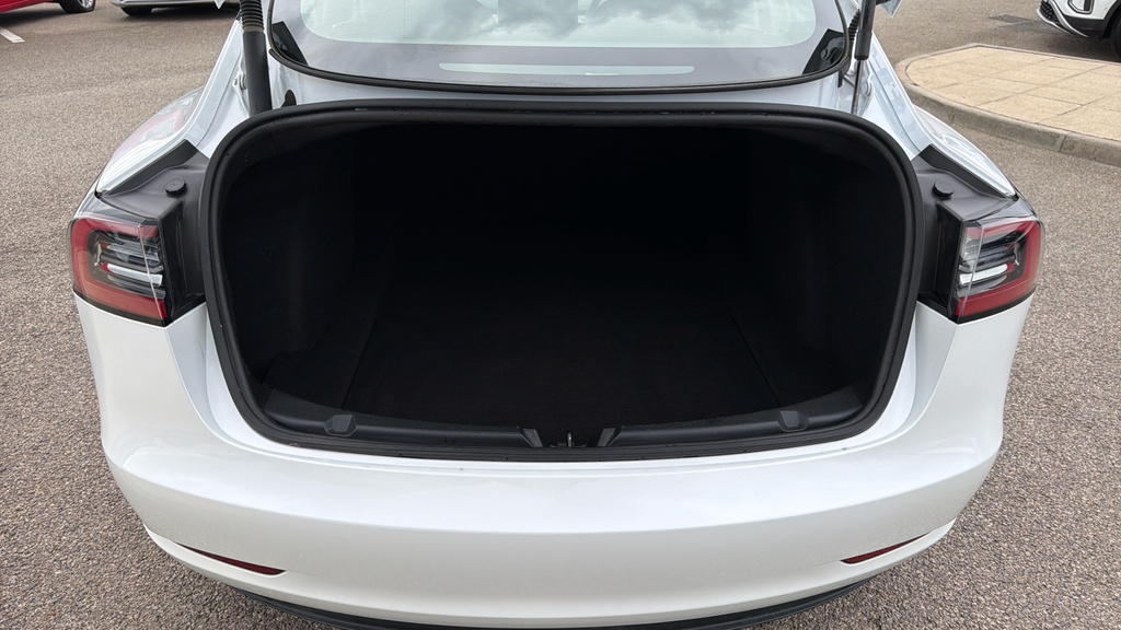 Tesla Model 3 Saloon Rwd 241 Bhp White #29