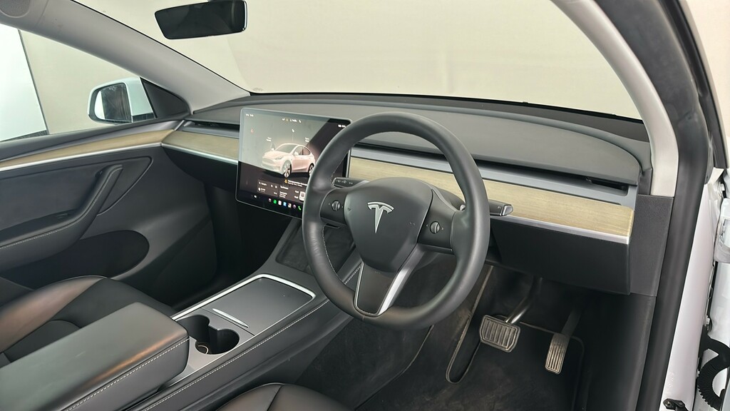 Tesla Model Y Suv Rwd 346 Ps White #31