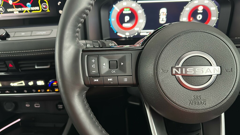 Nissan X-Trail E-power Tekna Red #28