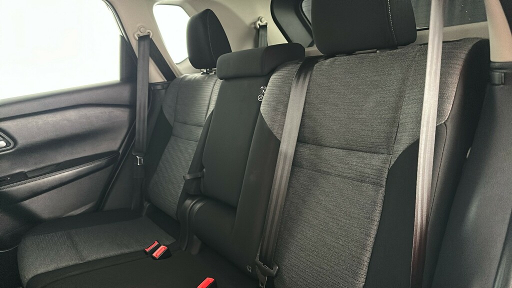 Nissan X-Trail E-power Tekna Red #18