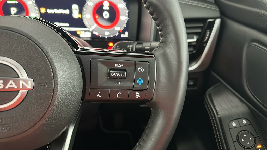 Nissan X-Trail E-power Tekna Red #29
