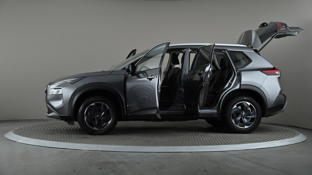 Nissan X-Trail E-power Tekna Red #9