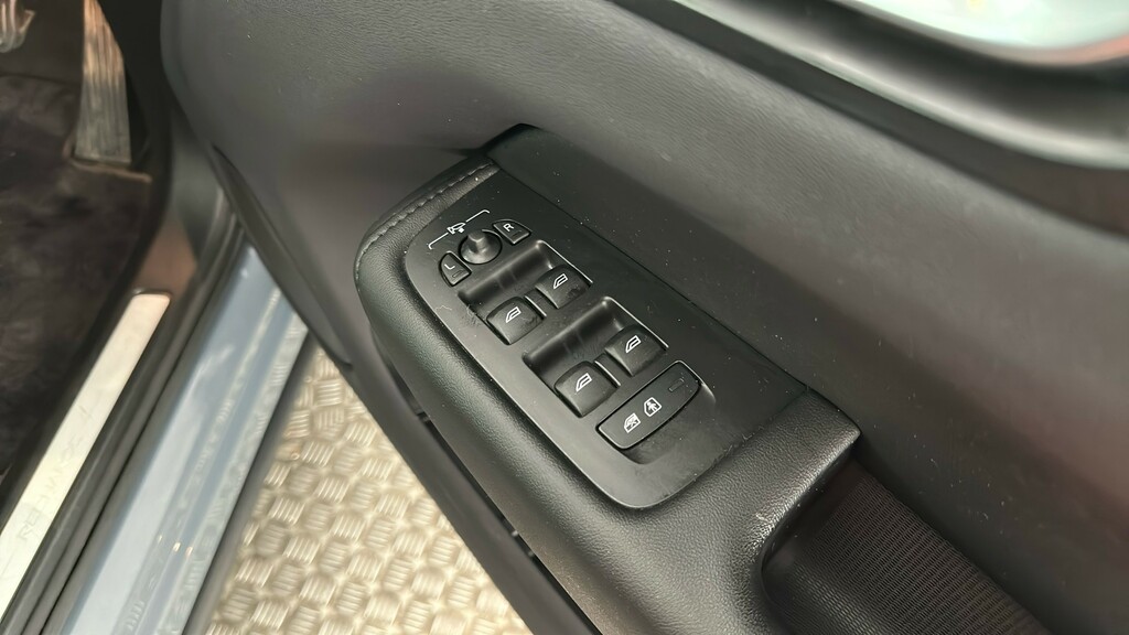 Volvo XC60 Xc60 B4 Mhev Awd Grey #33