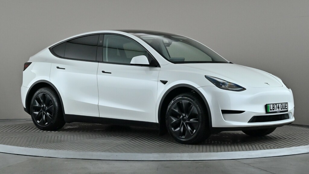 Tesla Model Y Long Range Rwd White