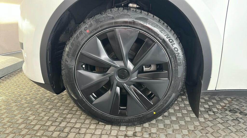 Tesla Model Y Suv Rwd 346 Ps White #19