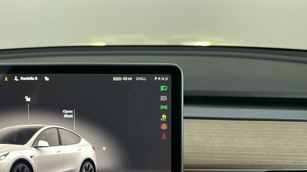Tesla Model Y Suv Rwd 346 Ps White #15