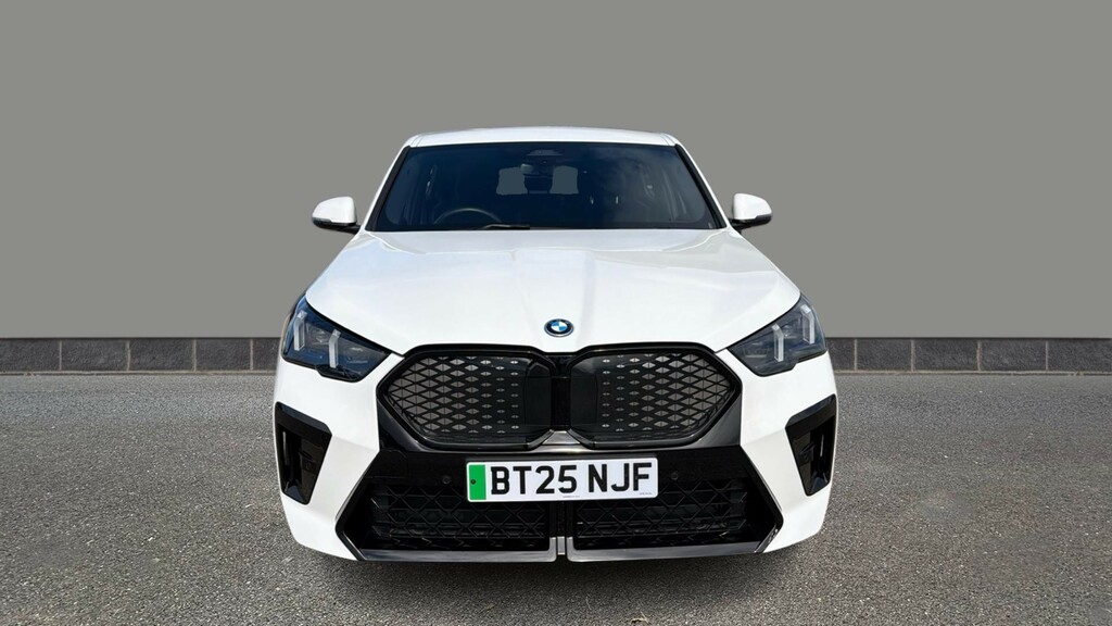 BMW iX2 230Kw Xdrive30 M Sport 65Kwh White #2