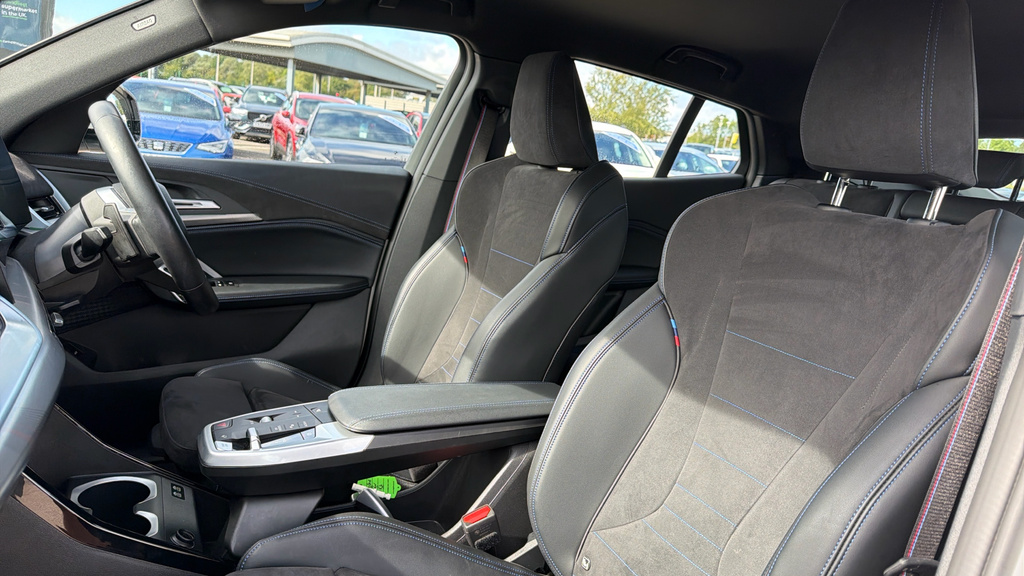 BMW iX2 150Kw Edrive20 M Sport 65Kwh Techpro Blue #15