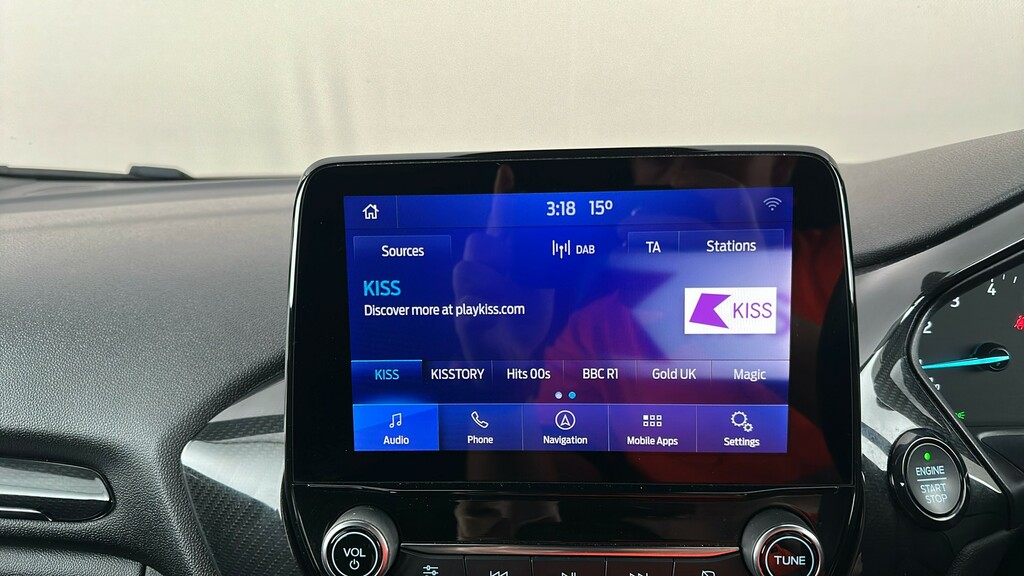 Ford Fiesta 1.0 Ecoboost 95 Trend Navigation Red #31