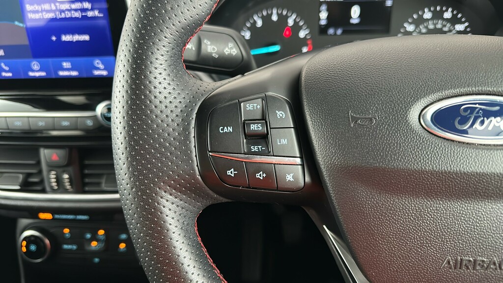 Ford Fiesta 1.0 Ecoboost 95 Trend Navigation Red #28