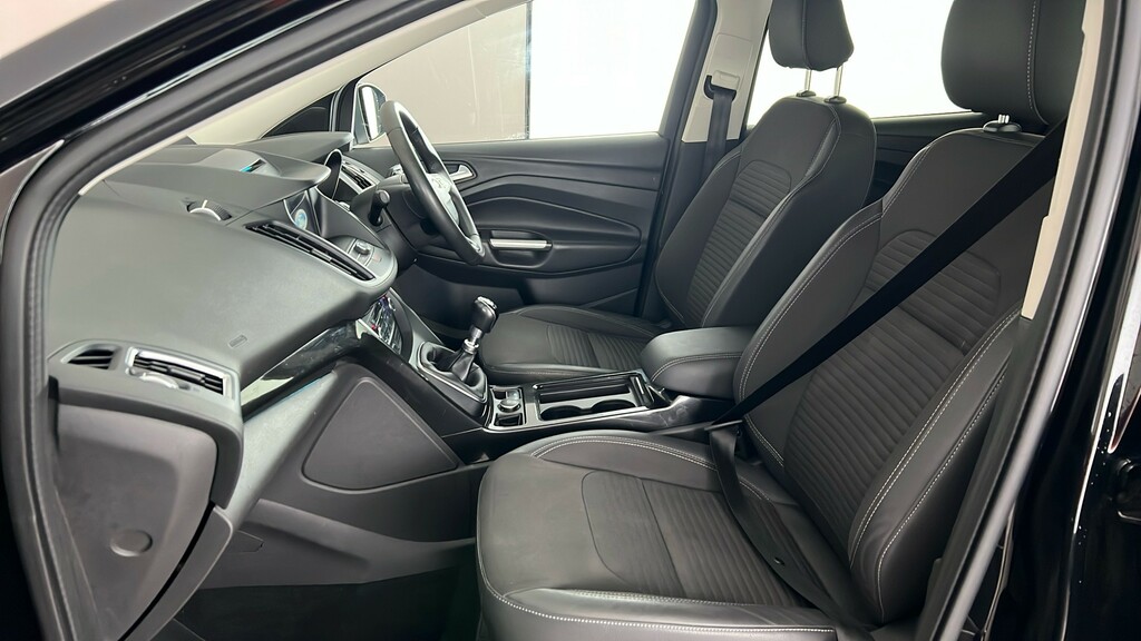 Ford Kuga 2.0 St-line Edition Tdci 148 Bhp Black #17