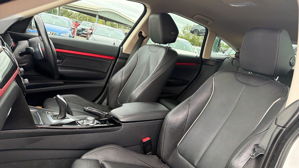 BMW 3 Series 330E M Sport White #14