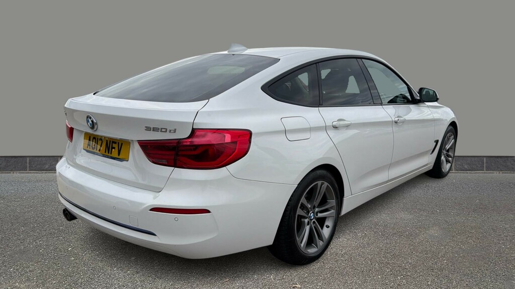 BMW 3 Series 320D 190 Sport Step Business Media White #6