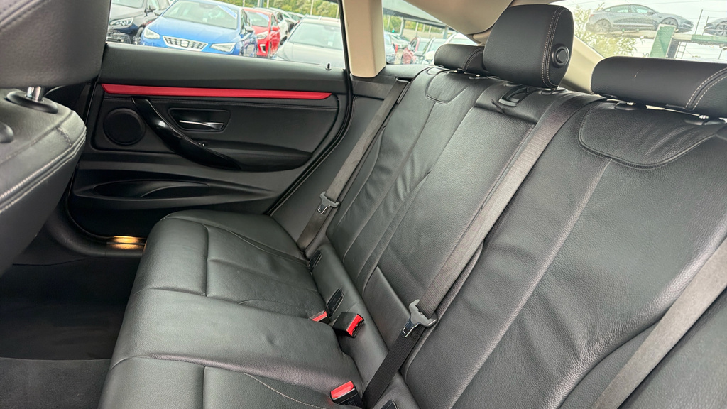 BMW 3 Series 330E M Sport White #15