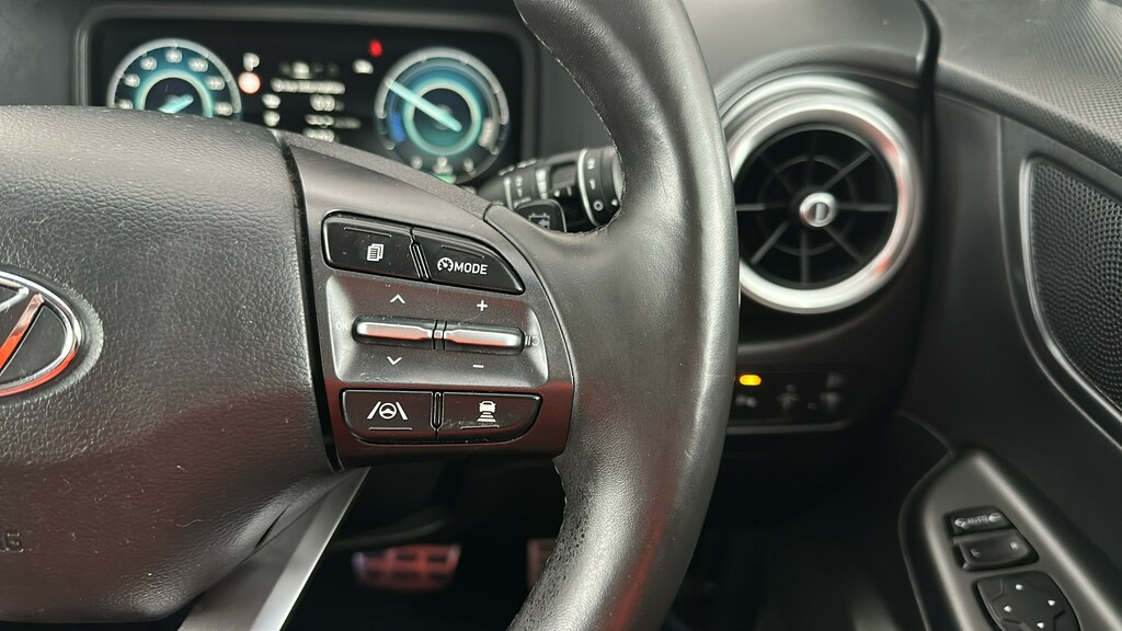 Hyundai Kona Red #31