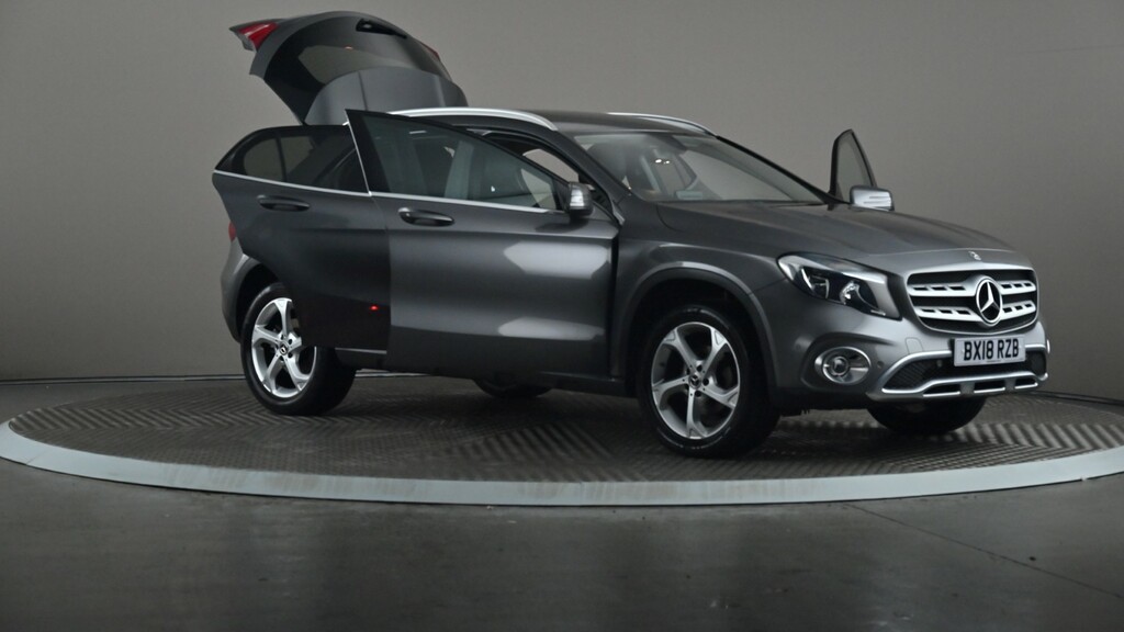Mercedes-Benz GLA Class Gla 220D 4Matic Amg Line Prem Plus Black #7