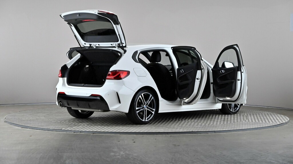 BMW 1 Series M Sport White #12