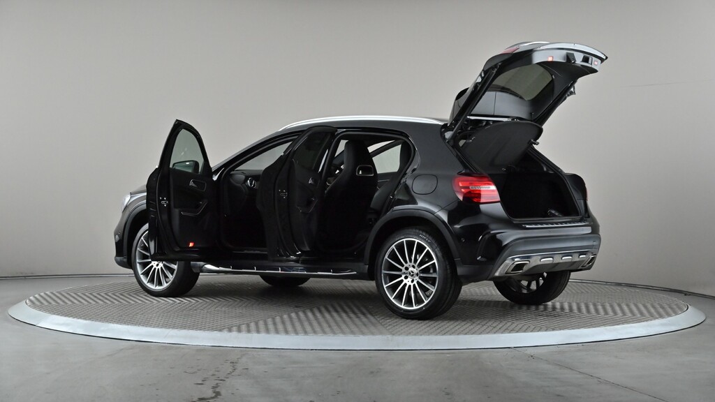 Mercedes-Benz GLA Class 180 Amg Line Edition Grey #10