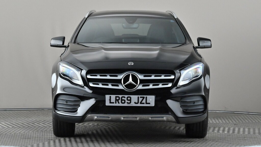 Mercedes-Benz GLA Class Gla 180 Amg Line Edition Black #2