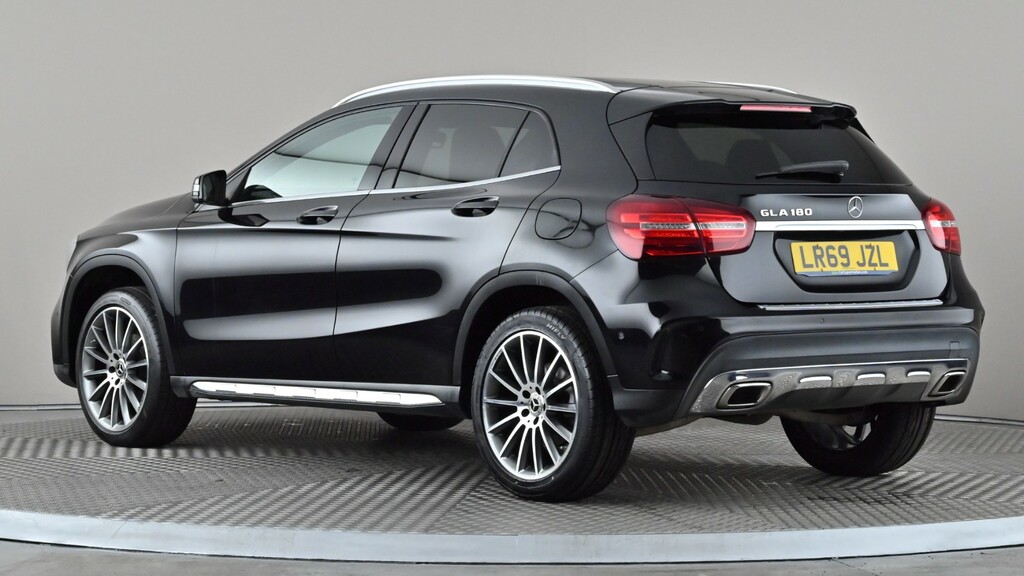 Mercedes-Benz GLA Class Gla 180 Amg Line Edition Black #4