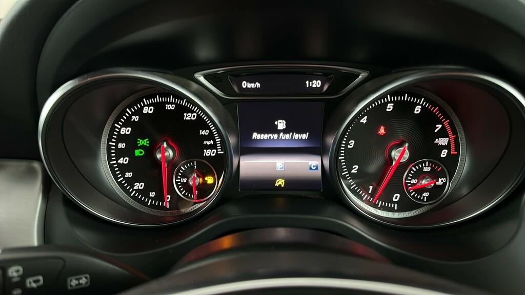 Mercedes-Benz GLA Class 180 Amg Line Edition Grey #15