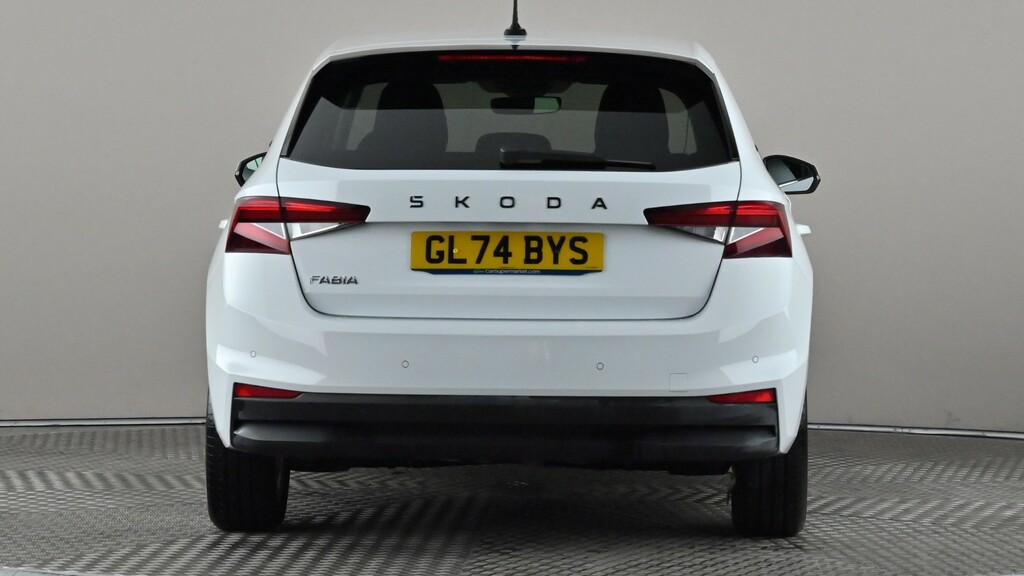 Skoda Fabia 1.0 Tsi 116 Se L White #5