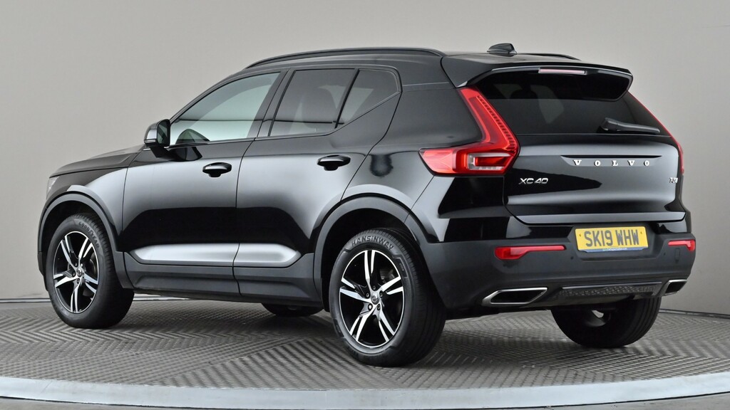 Volvo XC40 1.5 T3 R Design Black #4