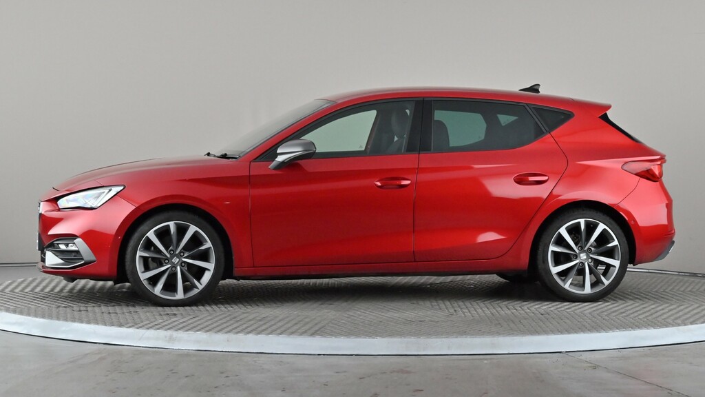 Seat Leon 1.5 Etsi 150 Fr First Edition Dsg Red #3