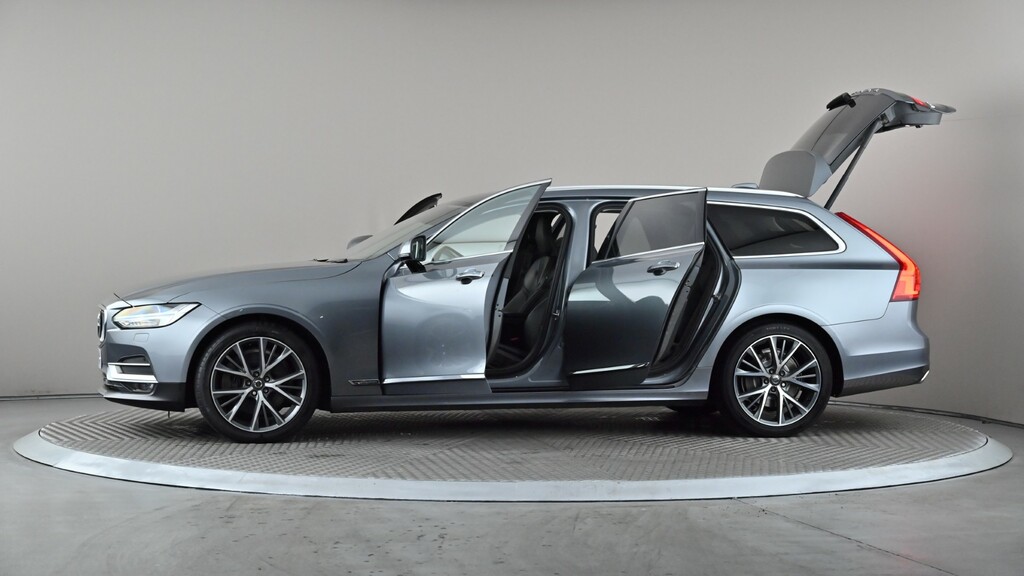 Volvo V90 T4 Momentum Plus Leather Upholstery, Rear Ca Black #9