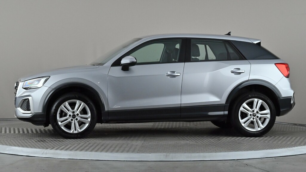 Audi Q2 35 Tfsi Sport Silver #3