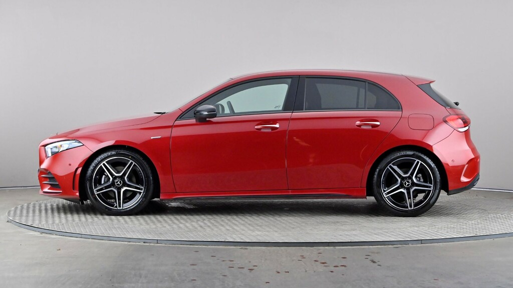 Mercedes-Benz A Class A180 Amg Line Premium Edition Red #3